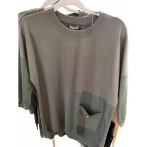 NEW SALOOS women's pocket top in khaki/olive